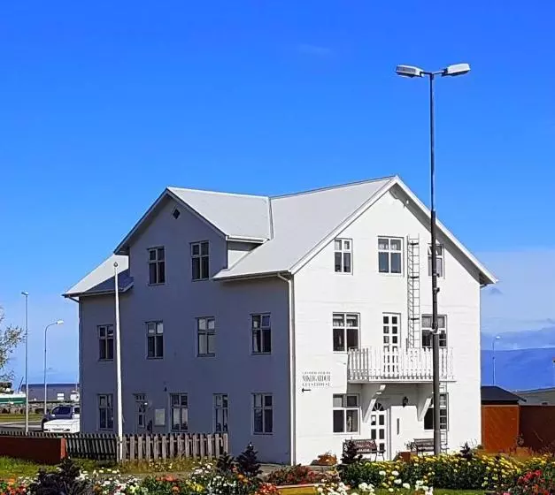 ペンション Mikligardur Guesthouse