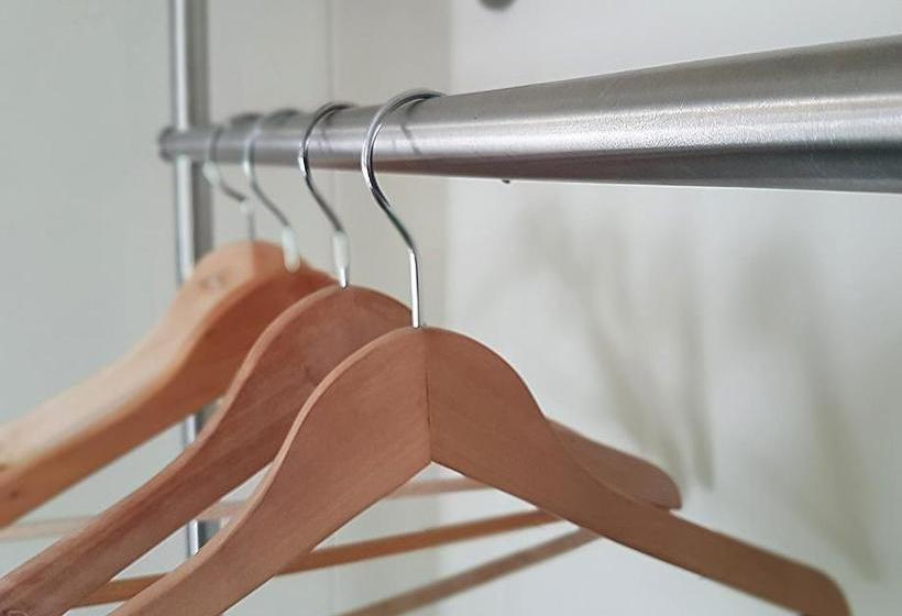 Pensão Mikligardur Guesthouse