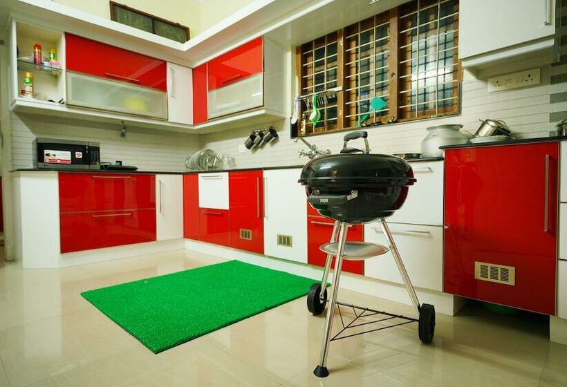 פנסיון Serene Stay By Oyo Rooms