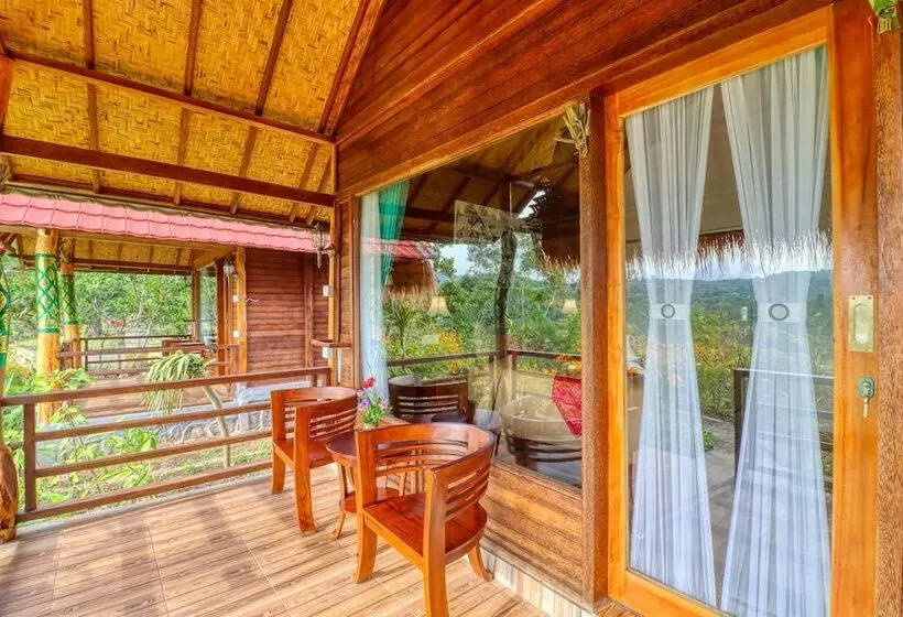 Aamiaismajoitus (B&B) Ayu Hill Bungalows