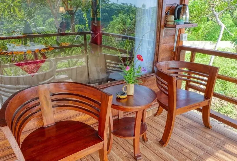 Aamiaismajoitus (B&B) Ayu Hill Bungalows