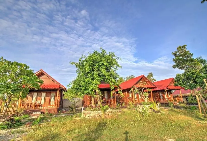 Aamiaismajoitus (B&B) Ayu Hill Bungalows