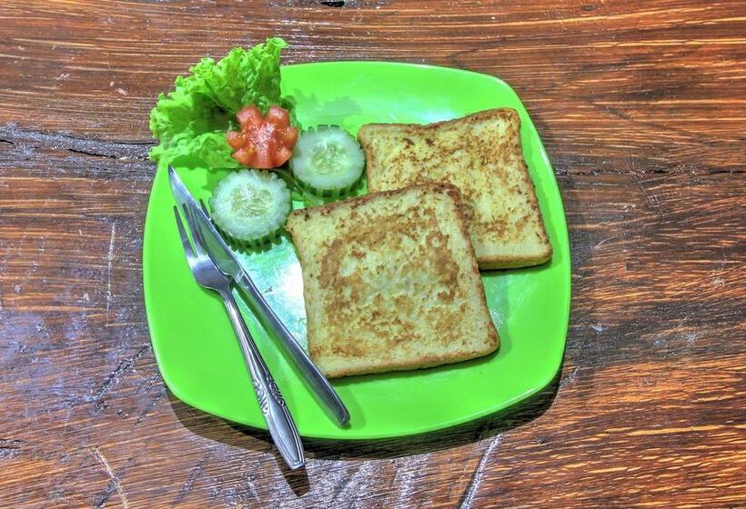 ベッドアンドブレックファースト Ayu Hill Bungalows