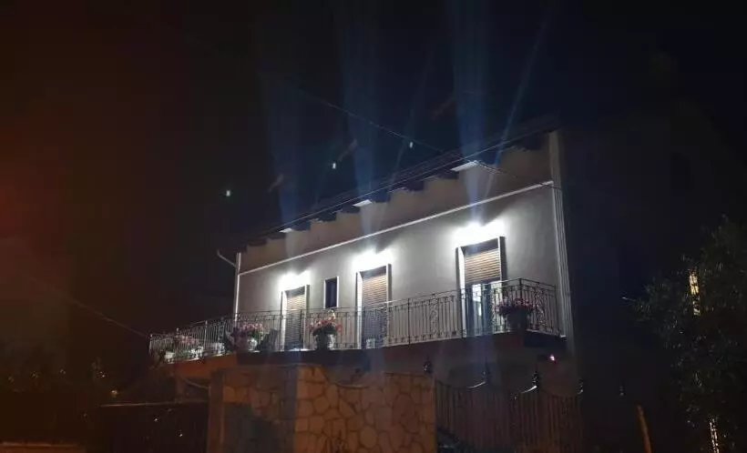 ベッドアンドブレックファースト Borgo12