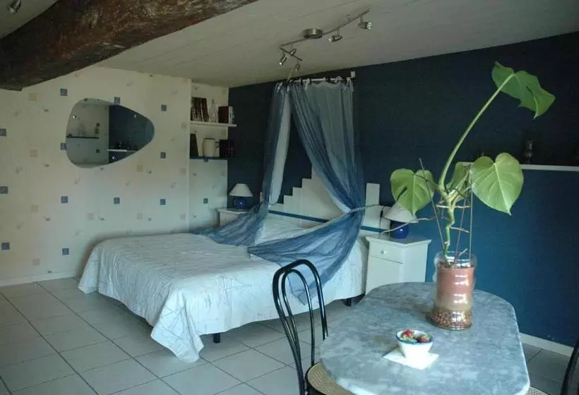 Aamiaismajoitus (B&B) Chambre D Hote La Bouliere