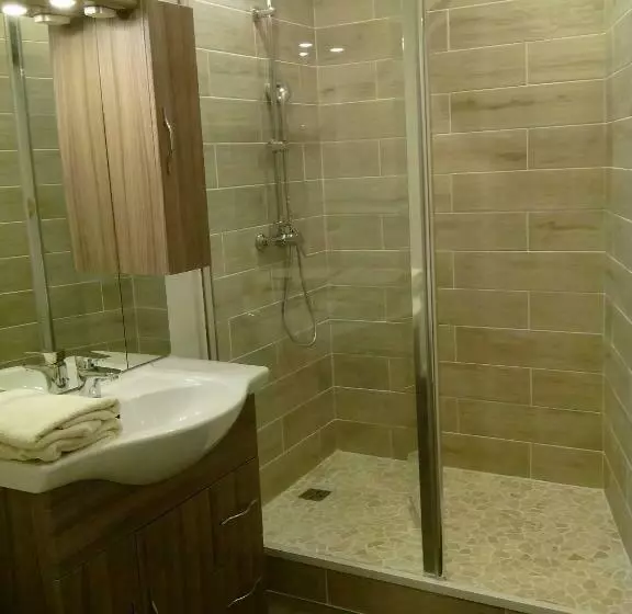 ベッドアンドブレックファースト Le Jardin Ombragé