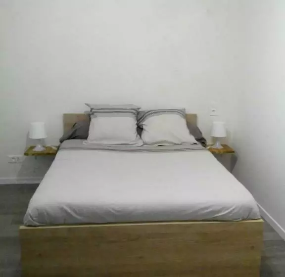 ベッドアンドブレックファースト Le Jardin Ombragé