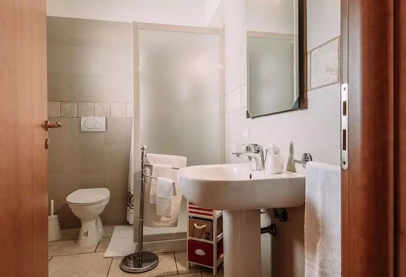 Aamiaismajoitus (B&B) Locanda Del Pino