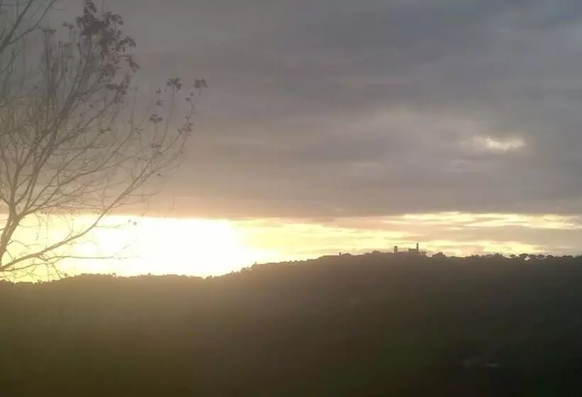 Aamiaismajoitus (B&B) Paglia E Fieno