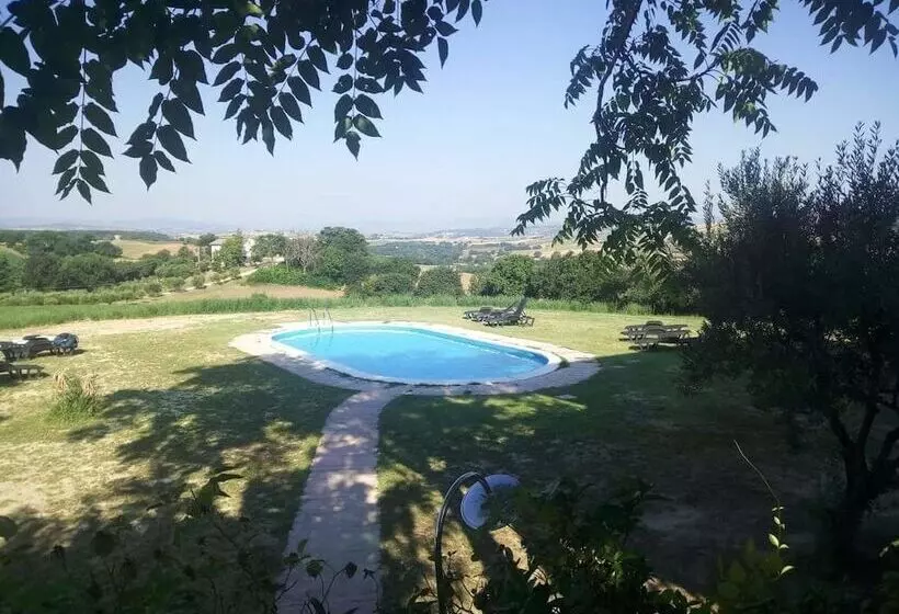 Aamiaismajoitus (B&B) Paglia E Fieno