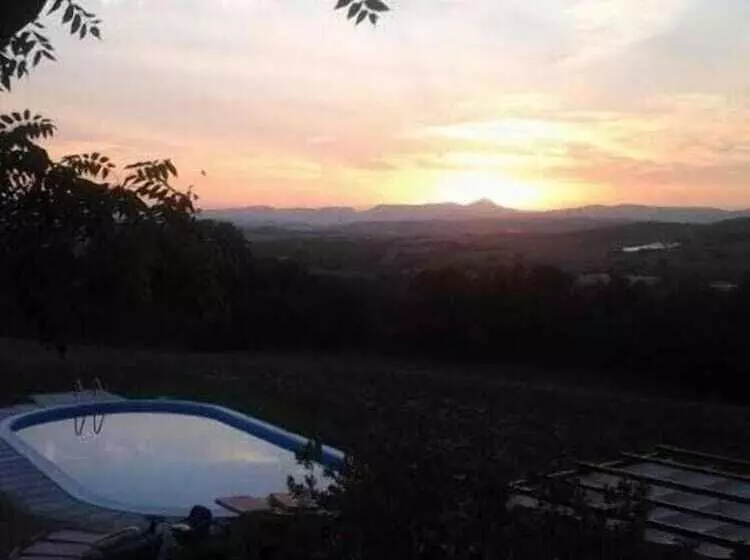 Aamiaismajoitus (B&B) Paglia E Fieno