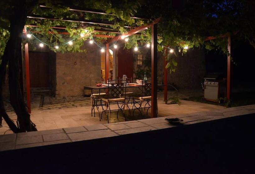 Bed and Breakfast Saint Antonin Chambre D Hotes