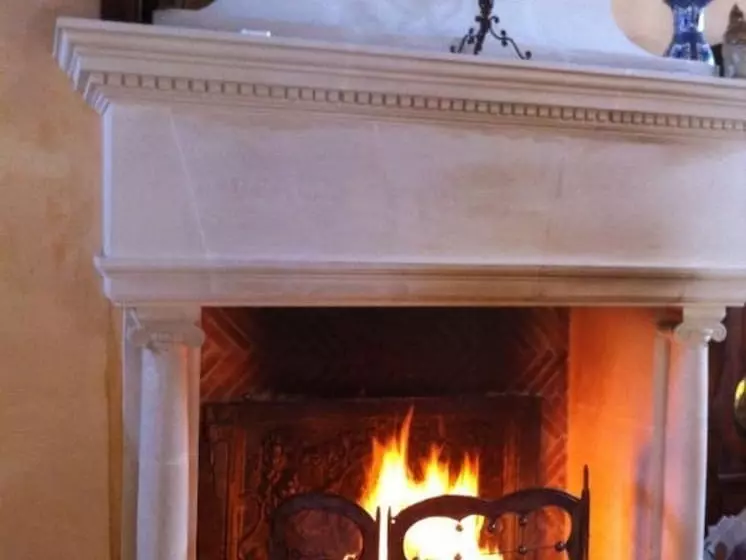 Aamiaismajoitus (B&B) Saint Antonin Chambre D Hotes