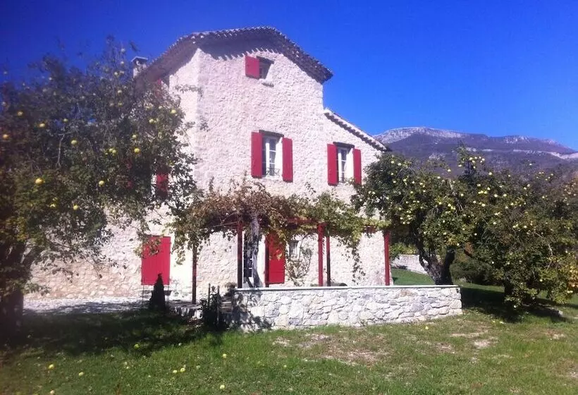 Aamiaismajoitus (B&B) Saint Antonin Chambre D Hotes