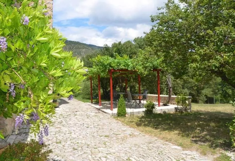 Aamiaismajoitus (B&B) Saint Antonin Chambre D Hotes