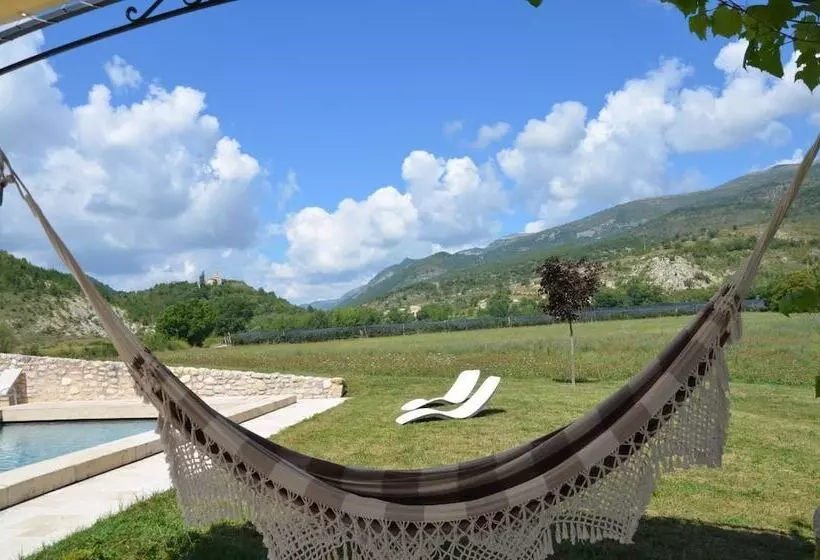 Aamiaismajoitus (B&B) Saint Antonin Chambre D Hotes