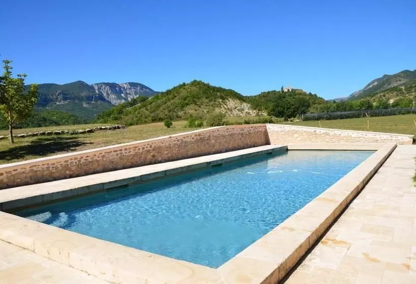 Aamiaismajoitus (B&B) Saint Antonin Chambre D Hotes