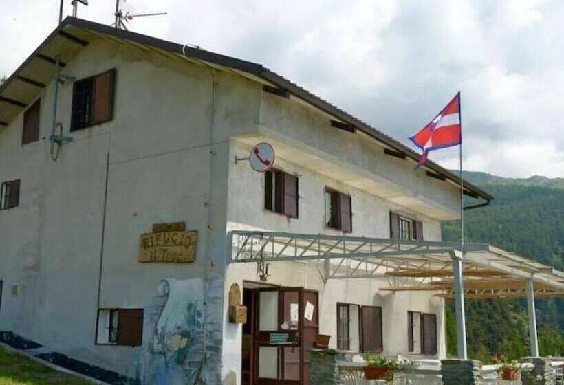 簡易ホテル Rifugio Truc