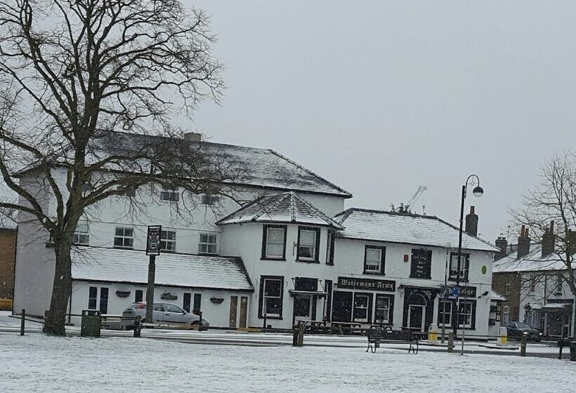 여관 The Watermans Arms