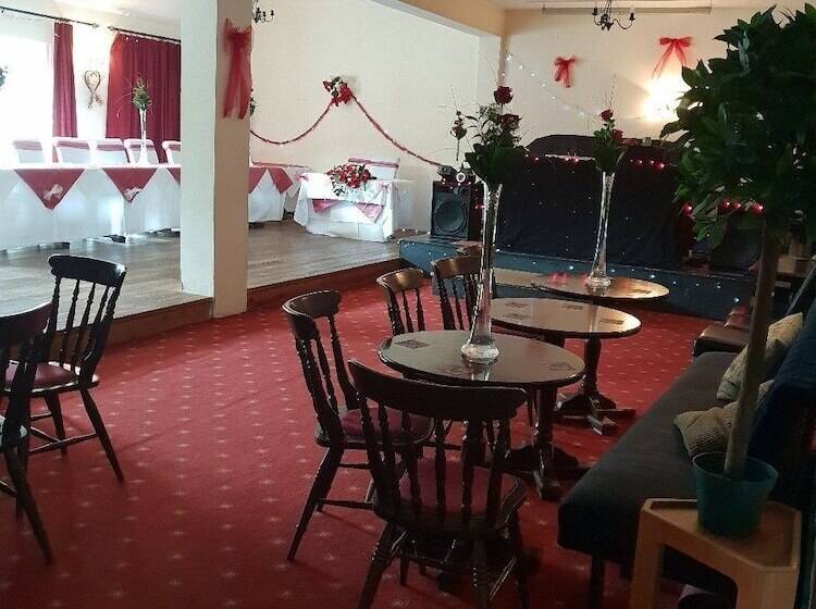 여관 The Watermans Arms