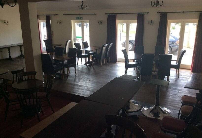 여관 The Watermans Arms