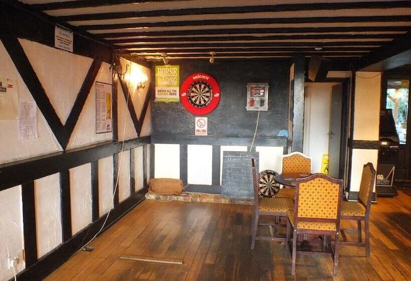 여관 The Watermans Arms