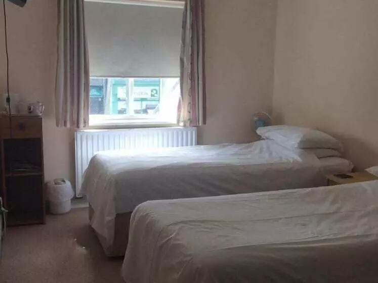 簡易ホテル The Watermans Arms