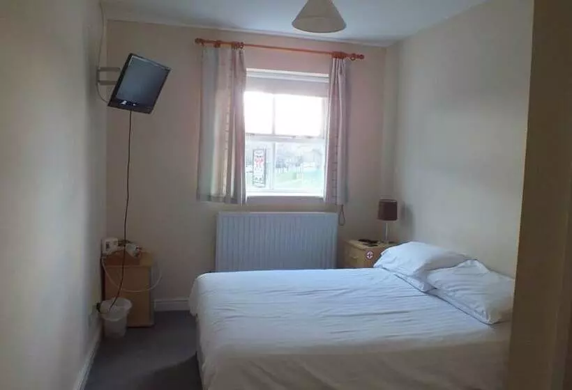 簡易ホテル The Watermans Arms