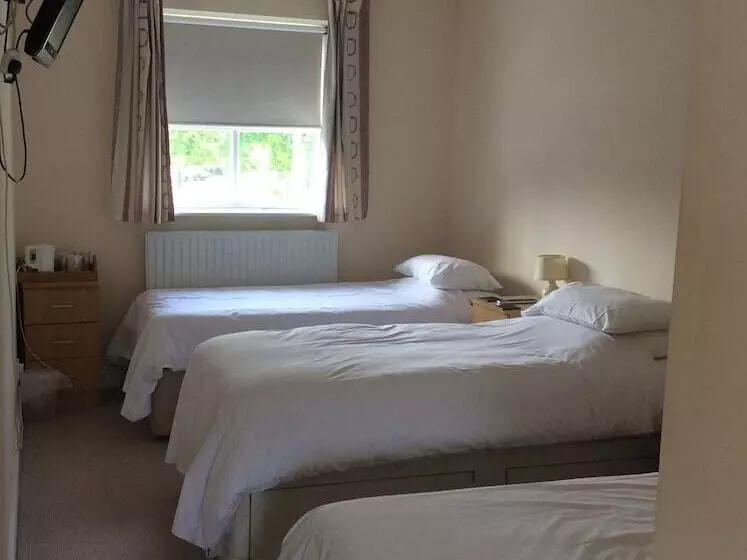 簡易ホテル The Watermans Arms