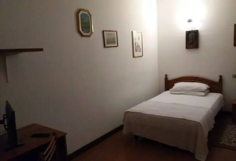 ホテル Albergo Ristorante La Campagnola
