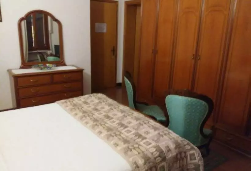 ホテル Albergo Ristorante La Campagnola