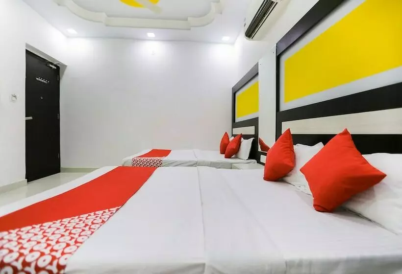 ホテル Azad Garden By Oyo Rooms