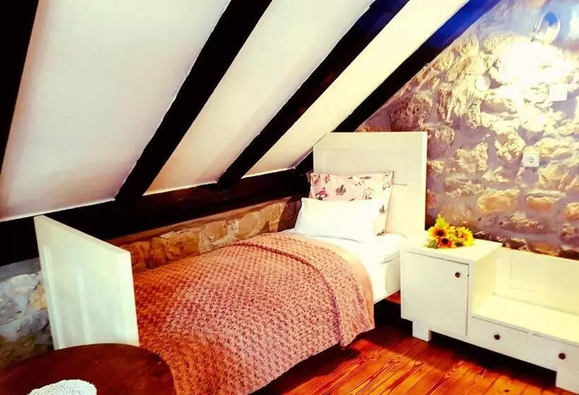 Hotelli Ethno Village Kokorici