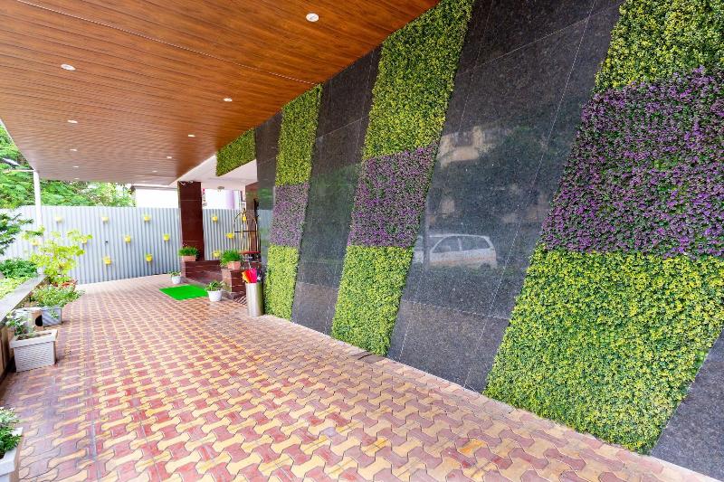 Szálloda Freesia By Express Inn