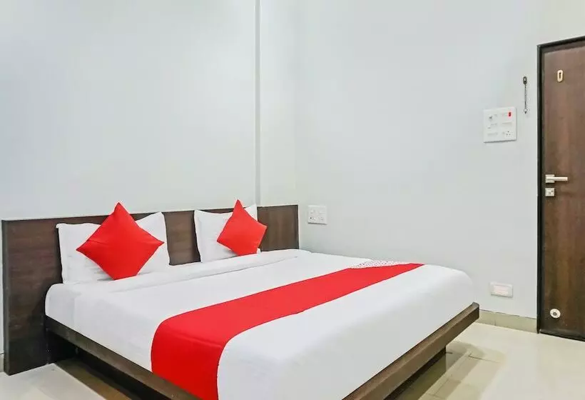 Hotelli Kartik By Oyo Rooms
