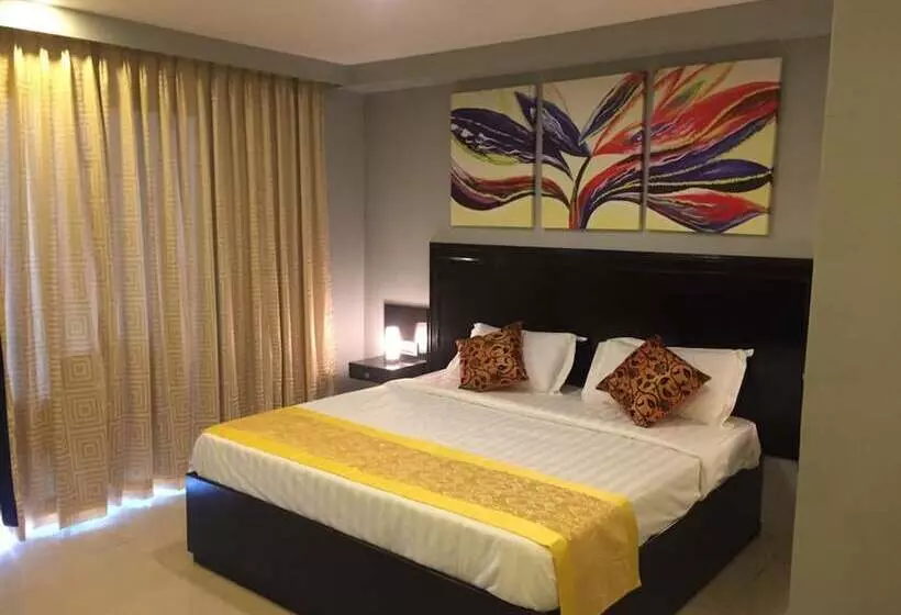 Hotelli Le Raj Courtyard