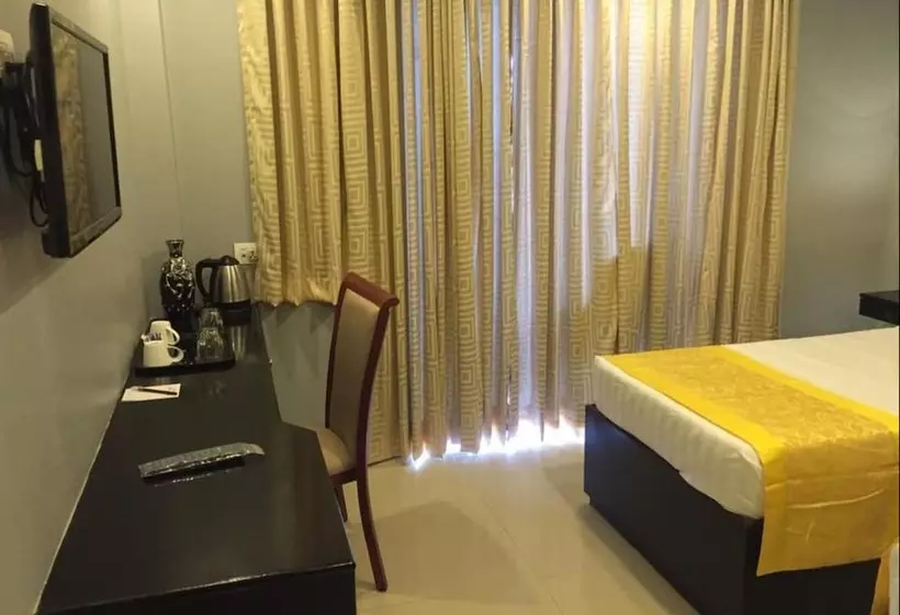 Hotelli Le Raj Courtyard