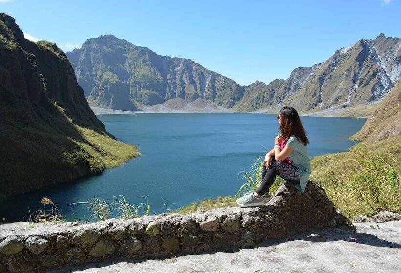 ホテル Majestic Mt Pinatubo Tour And Homestay