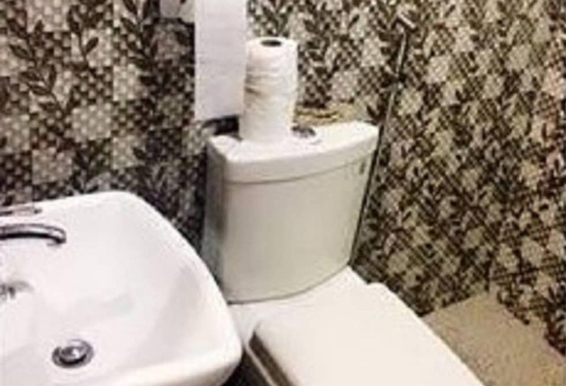 ホテル Majestic Mt Pinatubo Tour And Homestay