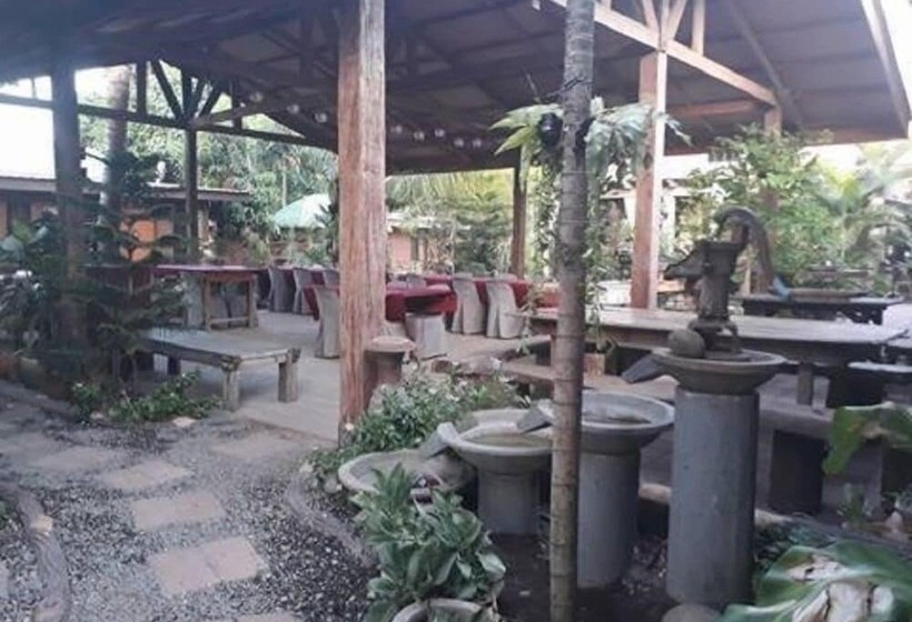 ホテル Majestic Mt Pinatubo Tour And Homestay