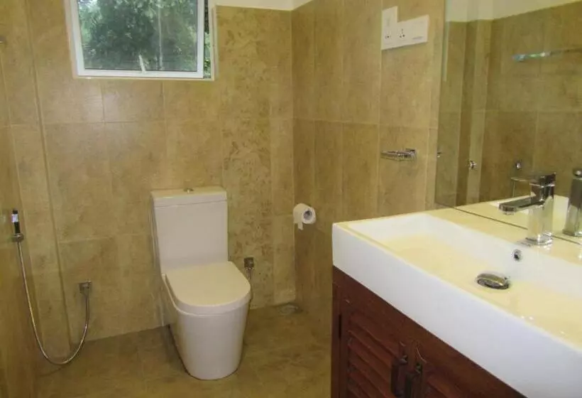 Hotelli Miridiya Resort