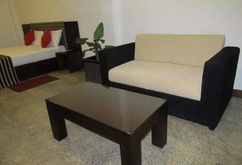 Hotelli Miridiya Resort