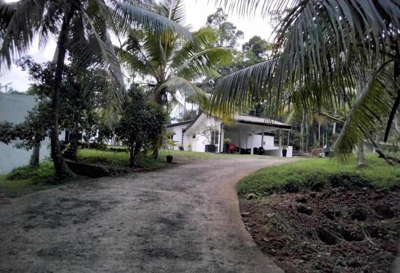 Hotel Miridiya Resort