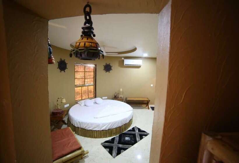 Hotel Natraj & Resort