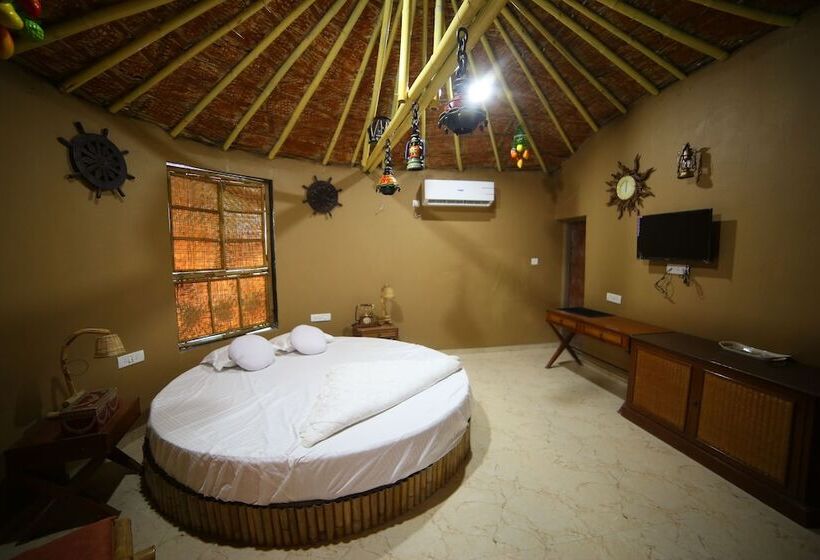 Hotel Natraj & Resort