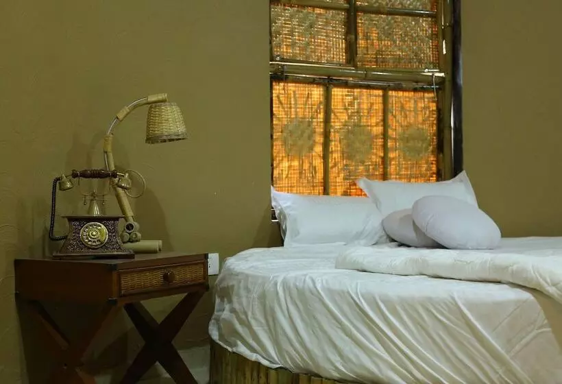 Hotelli Natraj & Resort