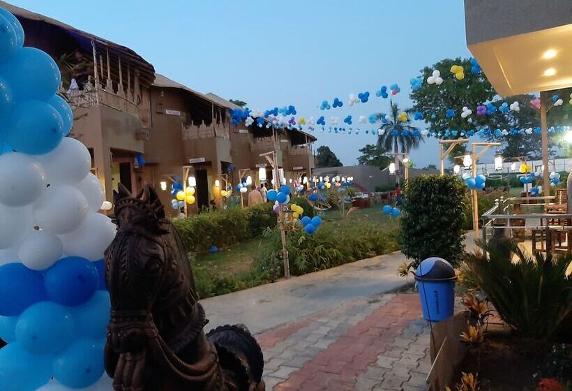 Hotel Natraj & Resort