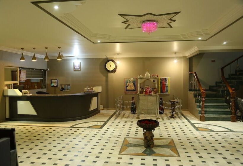 Hotel Natraj & Resort