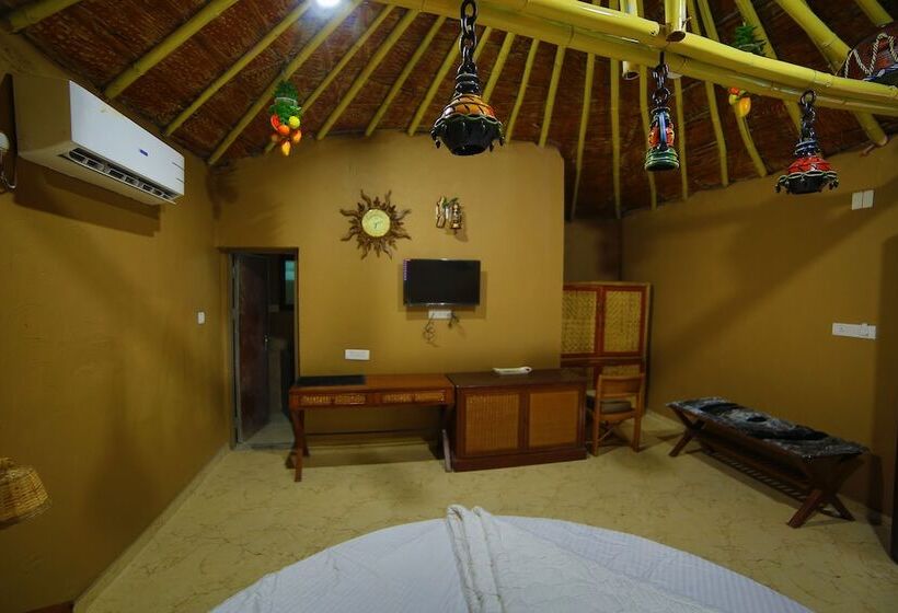 Hotel Natraj & Resort