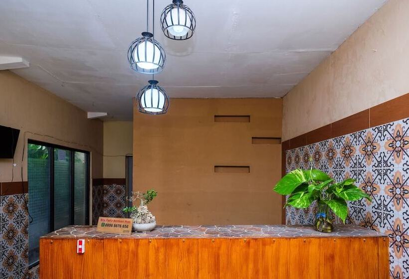 Hotel Reddoorz Syariah @ Colomadu 2